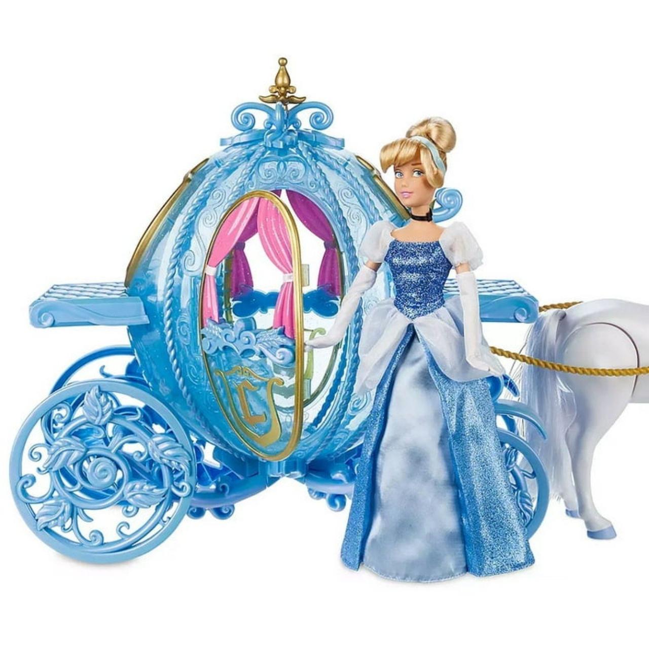 Disney Princess Cinderella and Carriage Deluxe Gift Play Set