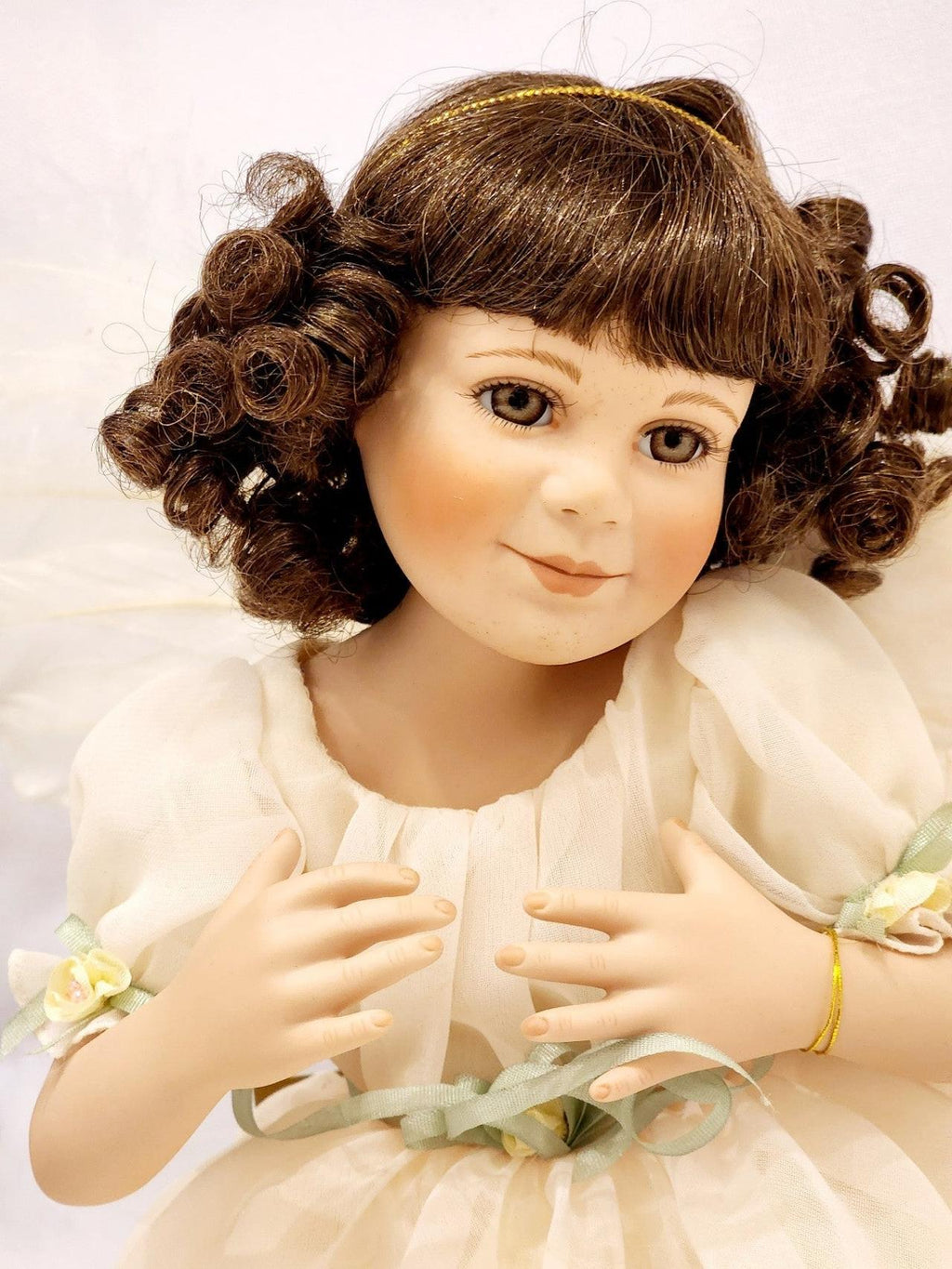 Georgetown Collection Porcelain Doll 9" "Angel Hugs" With Papers