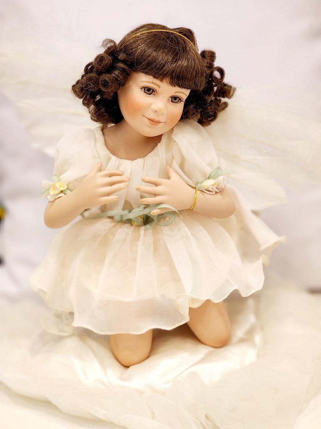 Georgetown Collection Porcelain Doll 9" "Angel Hugs" With Papers