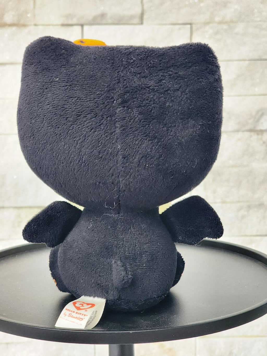 TY Beanie Baby - HELLO KITTY (Wearing Bat Costume - 6 inch)(NO TY HANG TAG)