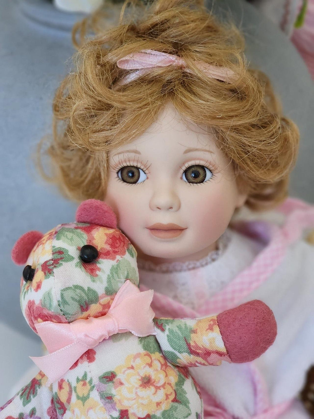 Julia by Andrea Hollis Georgetown Doll 14" Bent Knees Mommy's Word Porcelain