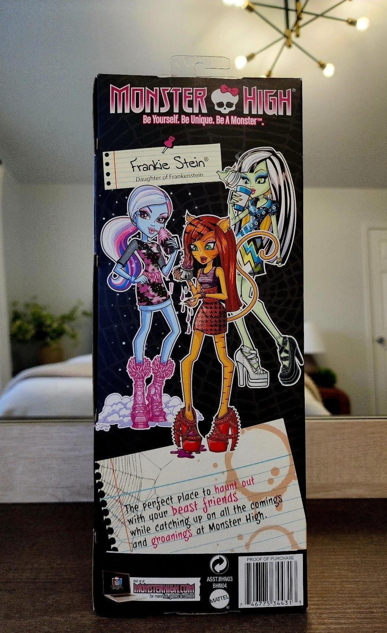 Monster High Coffin Bean Doll Frankie Stein