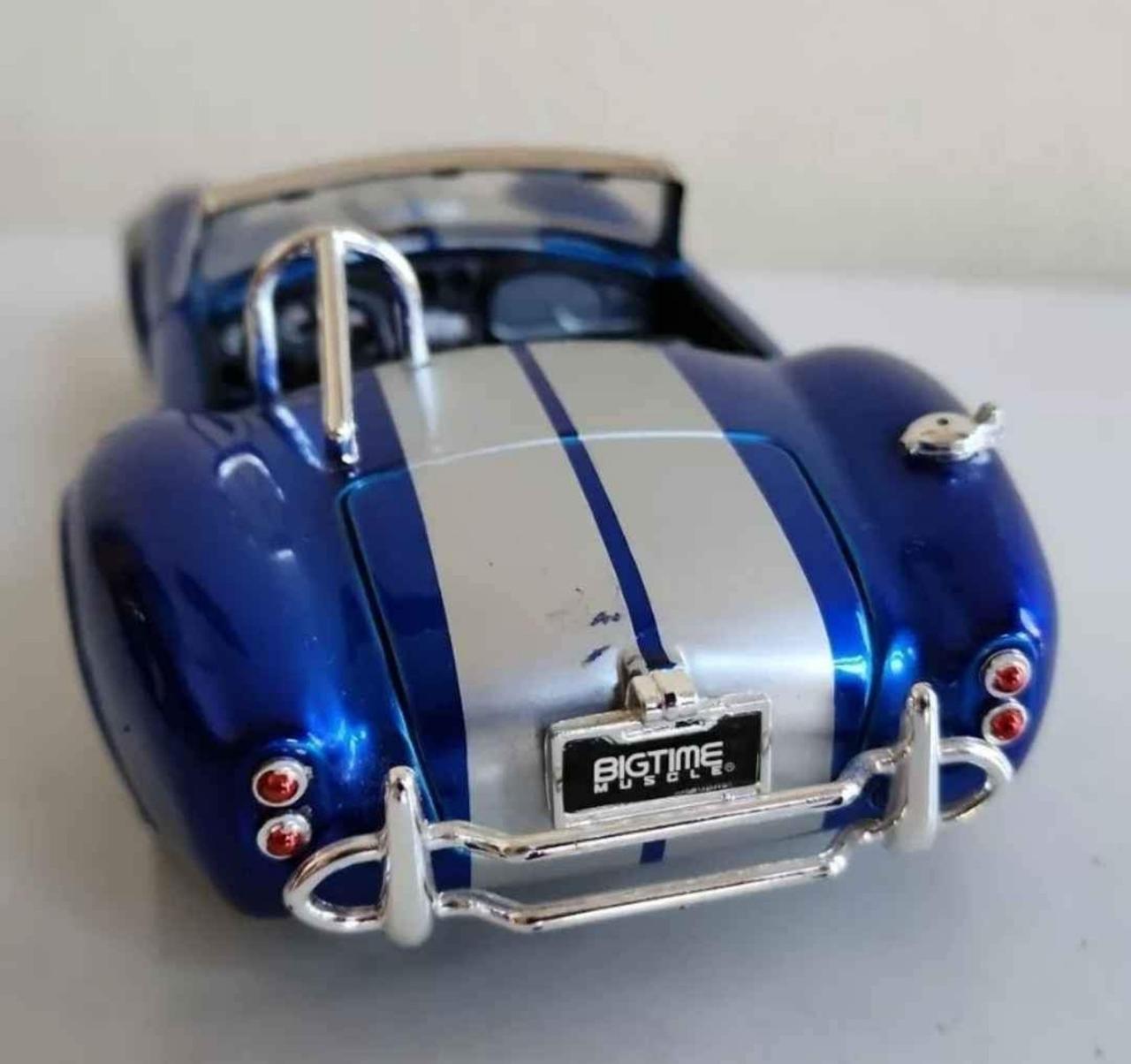 Jada BigTime Muscle 1:24 Scale Diecast Model Car - 1965 Shelby Cobra 427 S/C