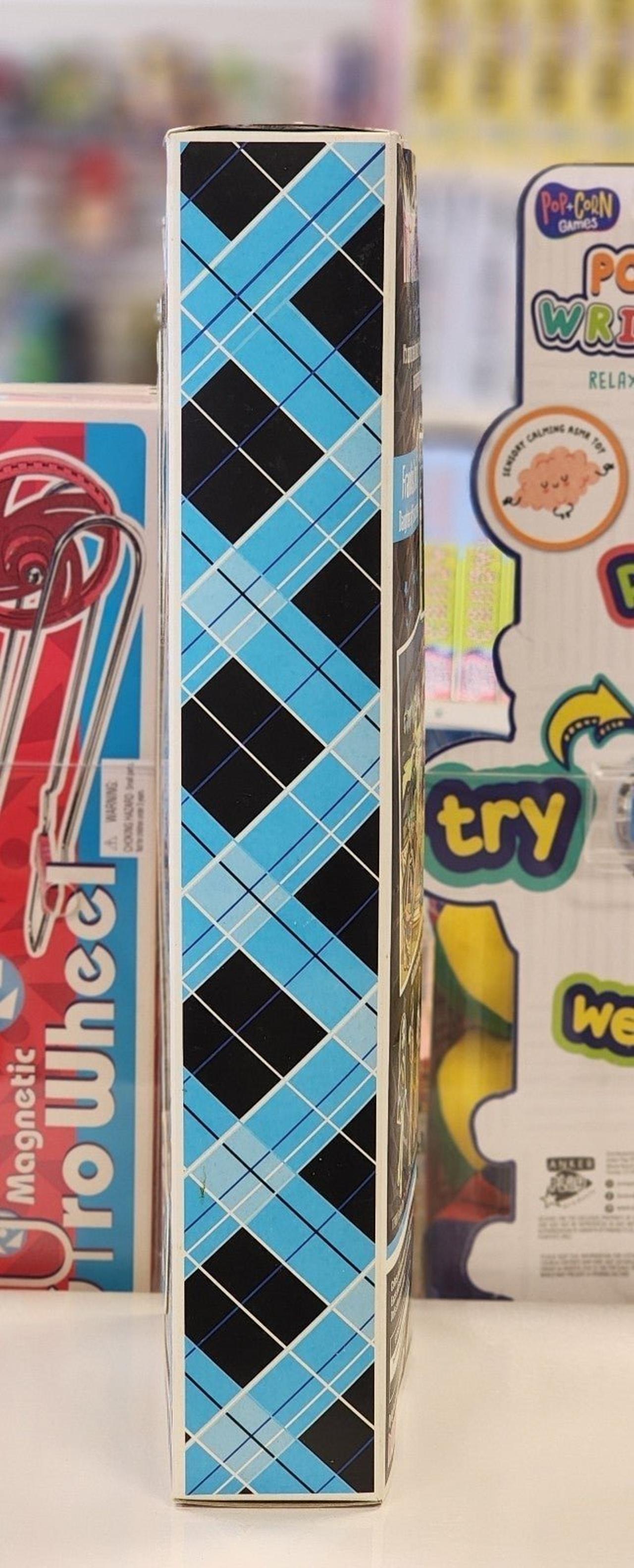 Mattel Monster High Gloom Beach Clawdeen Wolf 10.5-Inch Doll