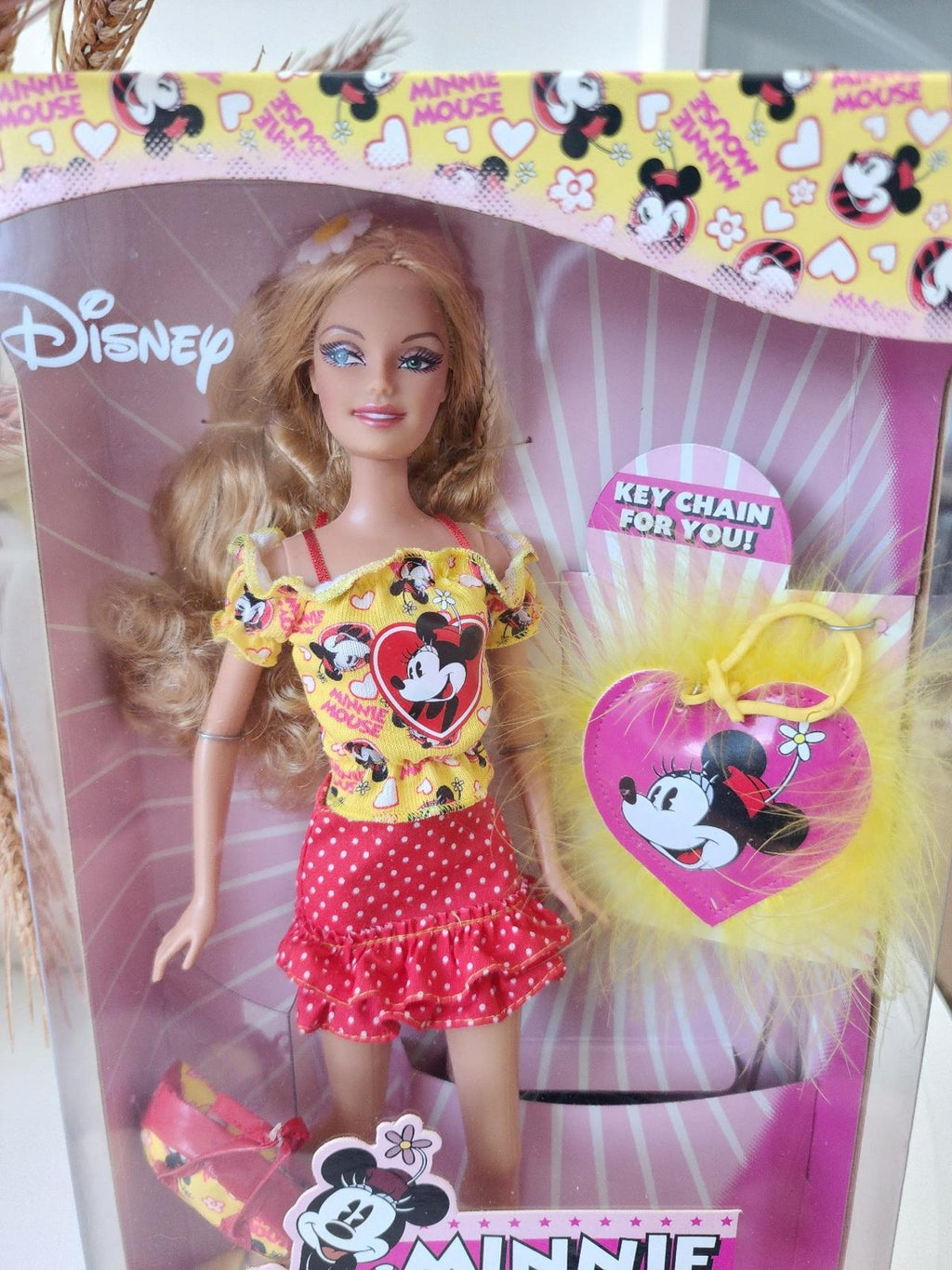 Disney Minnie Mouse Barbie Doll 2005 Mattel J0873