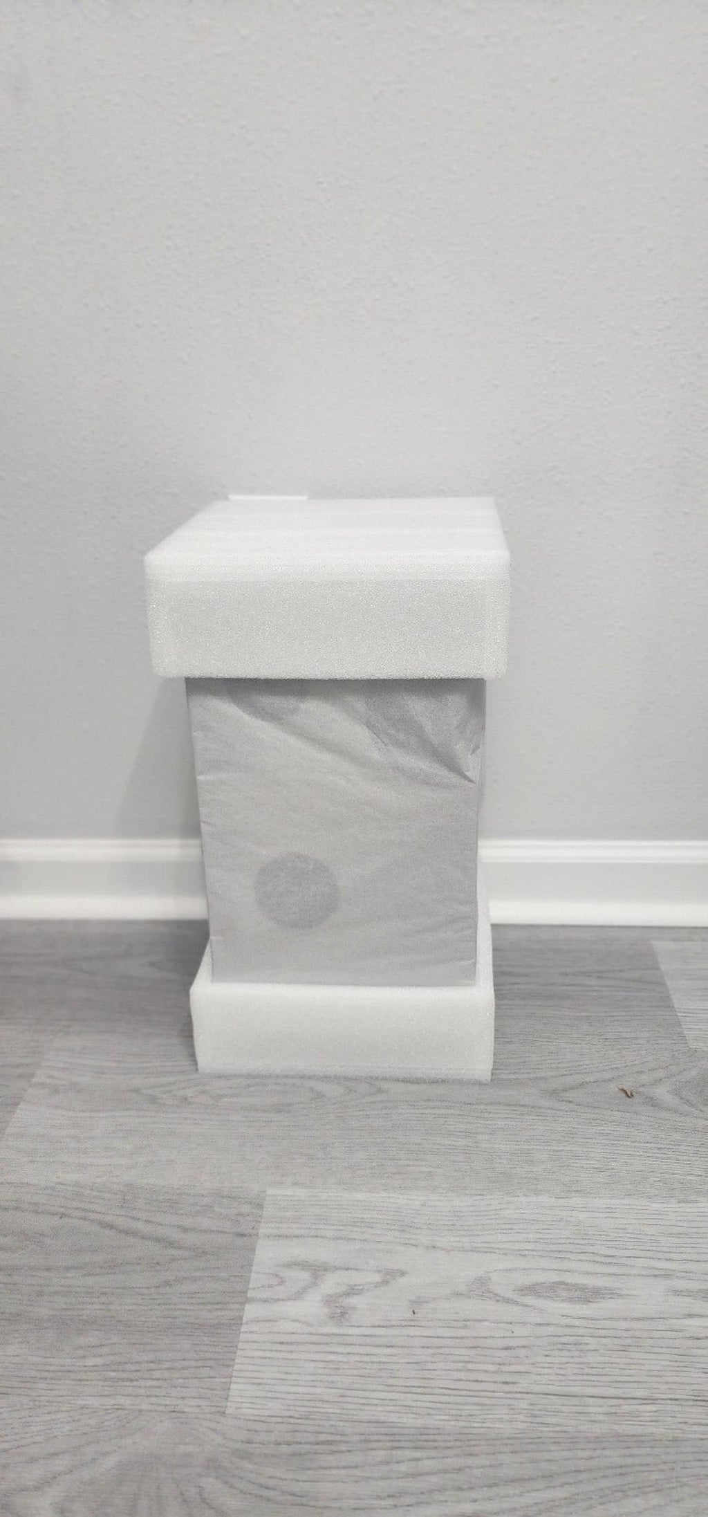 Off-White c/o Monster High Electra Melody Doll