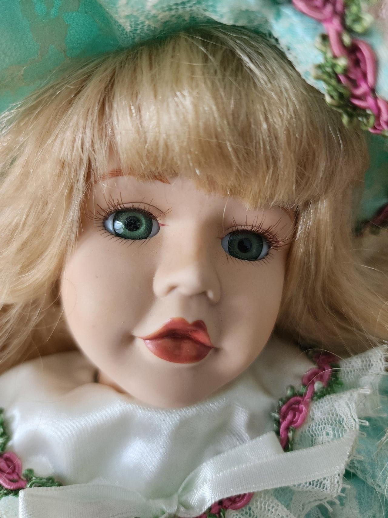 Vintage Collector's Choice Porcelain Doll by DanDee 16" c1990s w/Stand