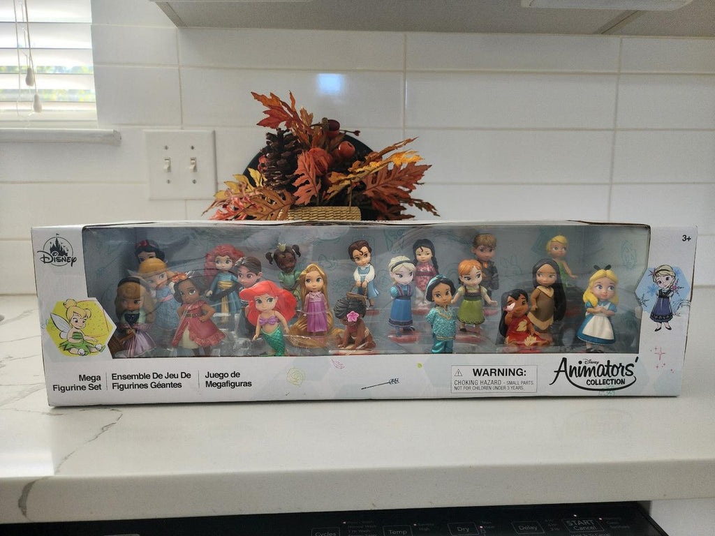 Disney Princess Animator Mega Figurine Play Set