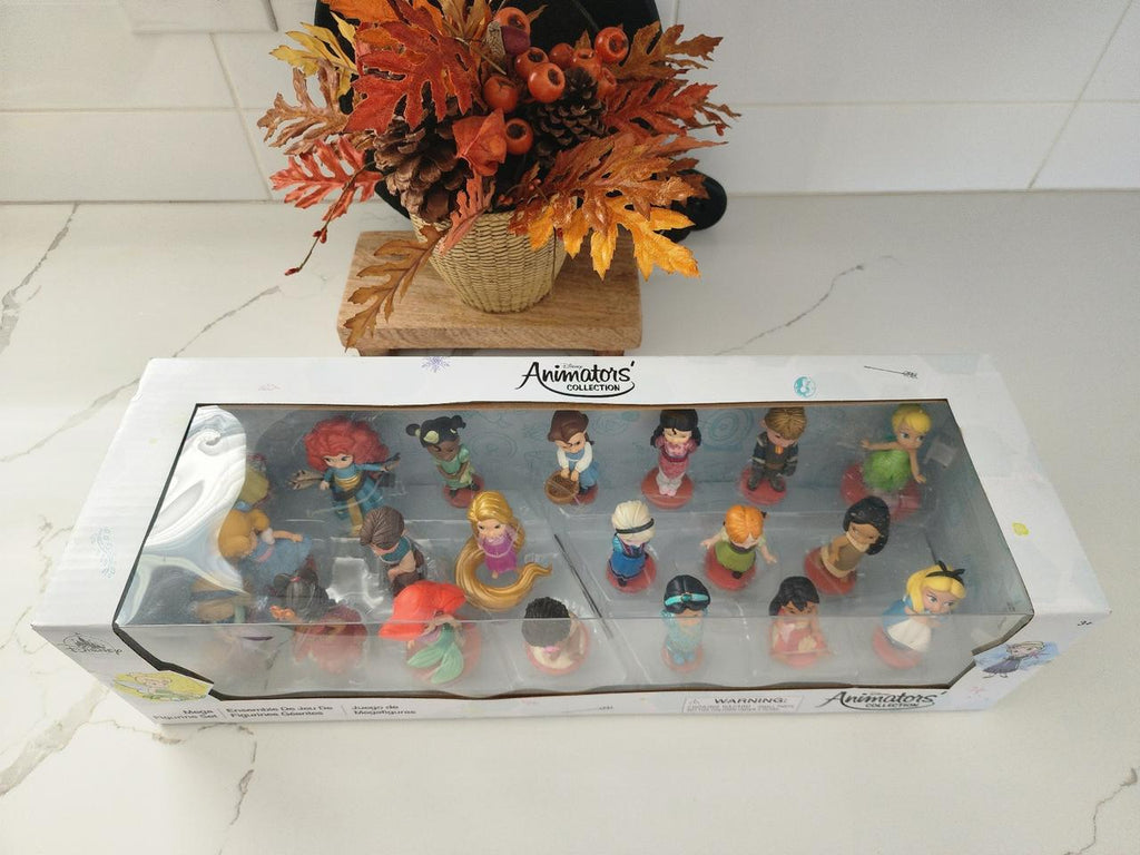 Disney Princess Animator Mega Figurine Play Set