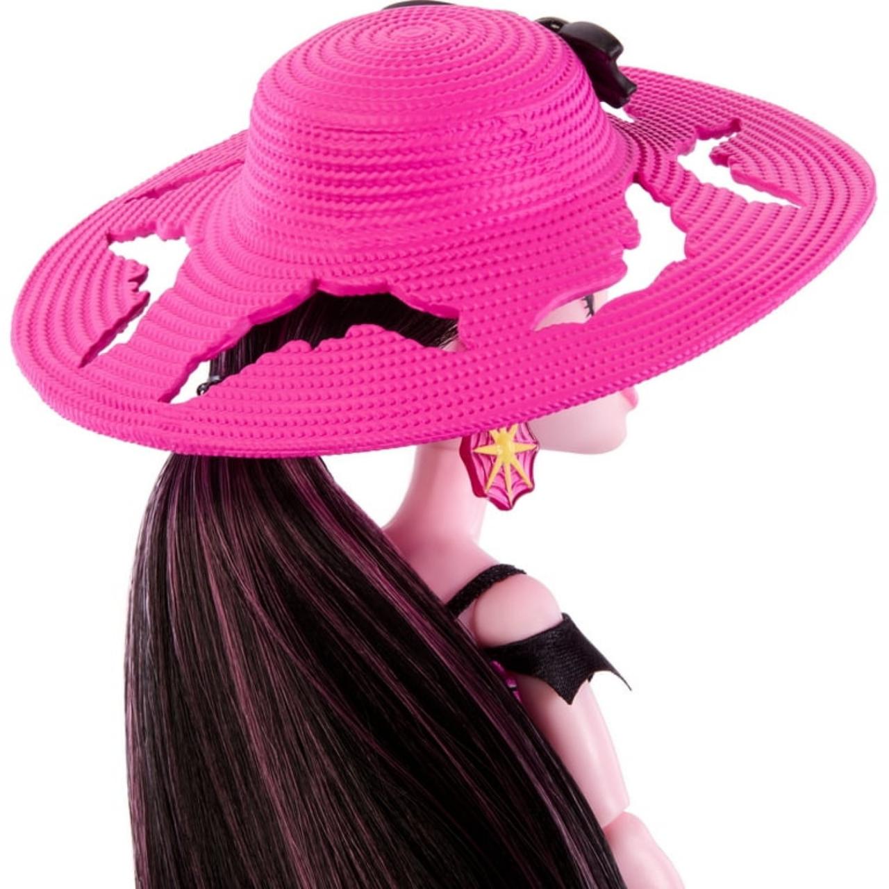 Monster High Scare-adise Island Draculaura Fashion Doll with Swimsuit & Accessor