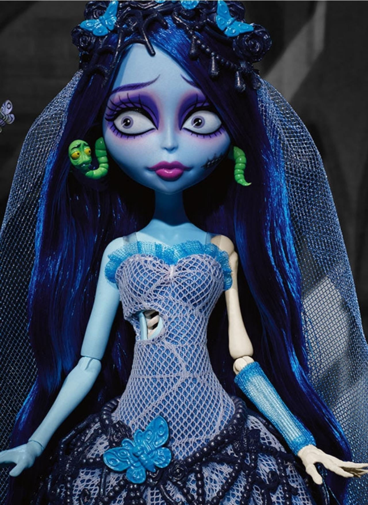 Monster High Skullector Corpse Bride Collectible Doll, Emily #JDR67