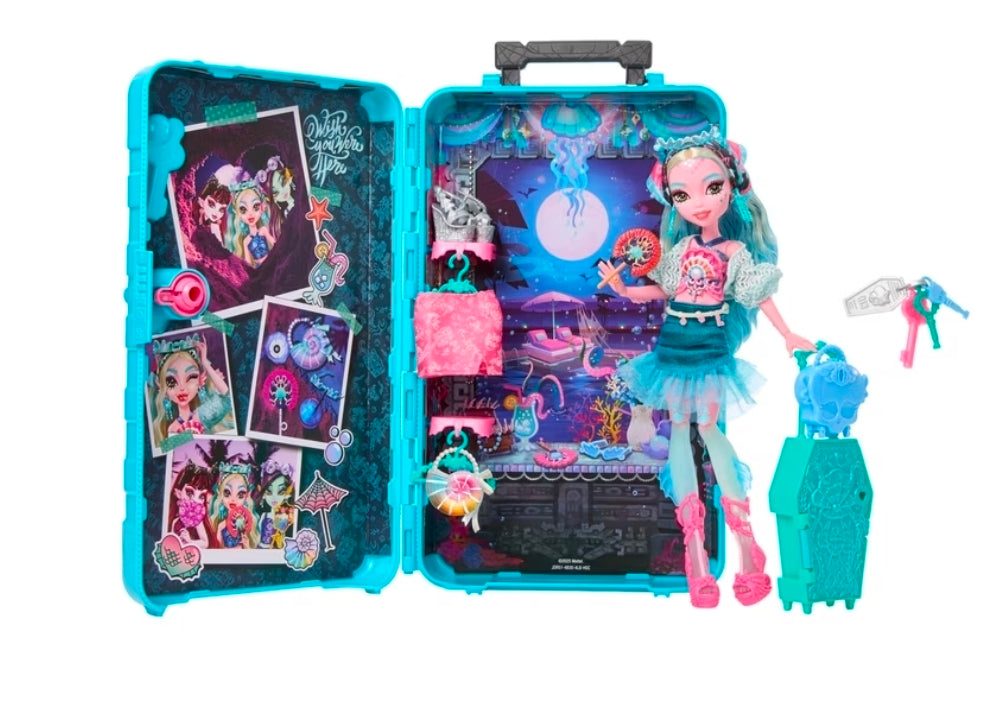 Monster High Skulltimate Secrets Gore-geous Oasis Playset Lagoona Blue Doll