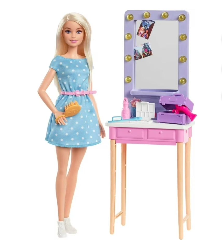 Barbie Big City Big Dreams Doll & Playset, Blonde Malibu Doll with Dressing Room & Accessories